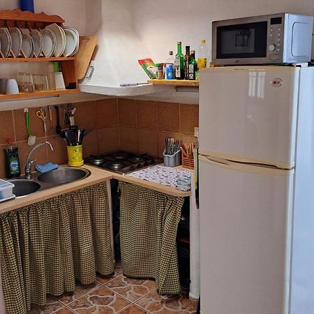 Inviting 1-Bedroom House 'Esquina' Finca Vistamar サロブレ エクステリア 写真